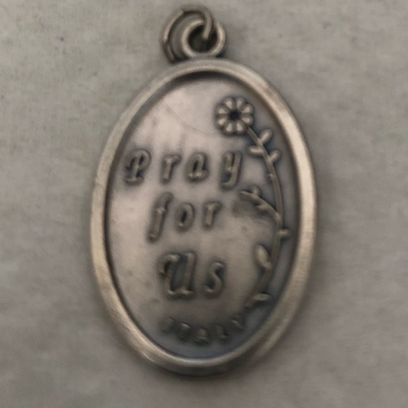 Saint Joseph Medal, 7/8“ High - Picture 2 of 4